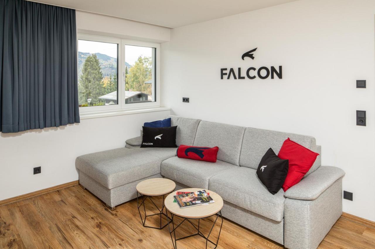 Falcon Suites Kaprun Summercard Included מראה חיצוני תמונה