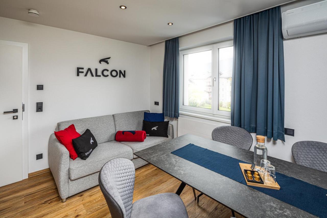 Falcon Suites Kaprun Summercard Included מראה חיצוני תמונה